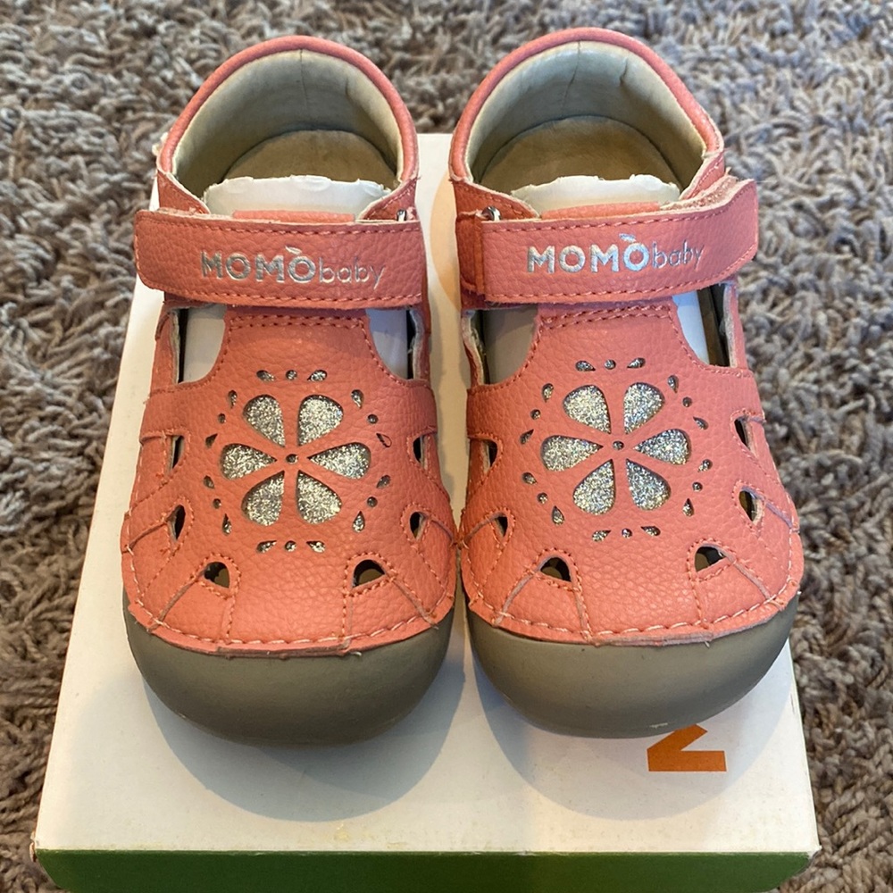 Girls sandals